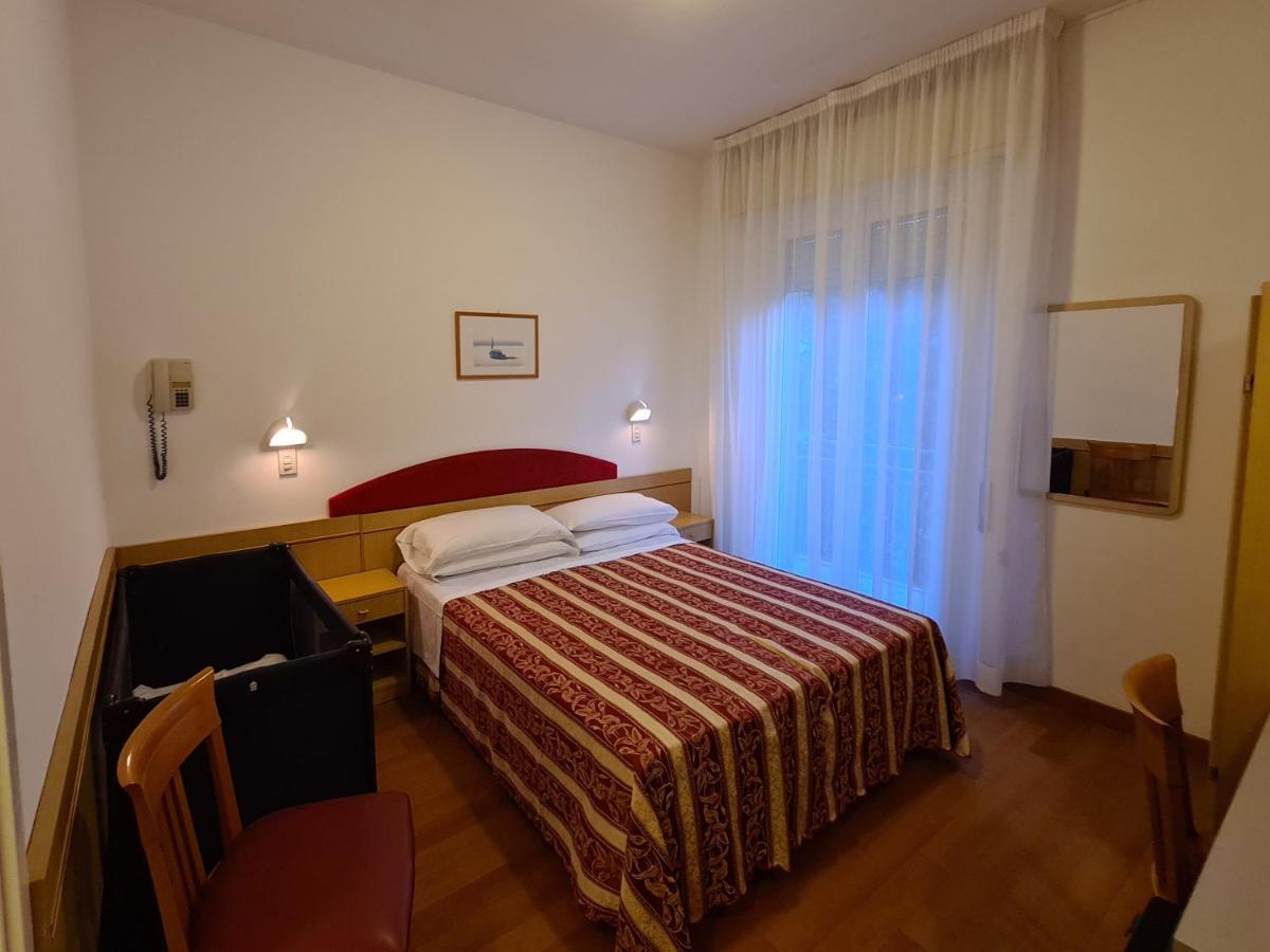 Hotel Angelus Rimini Eksteriør billede