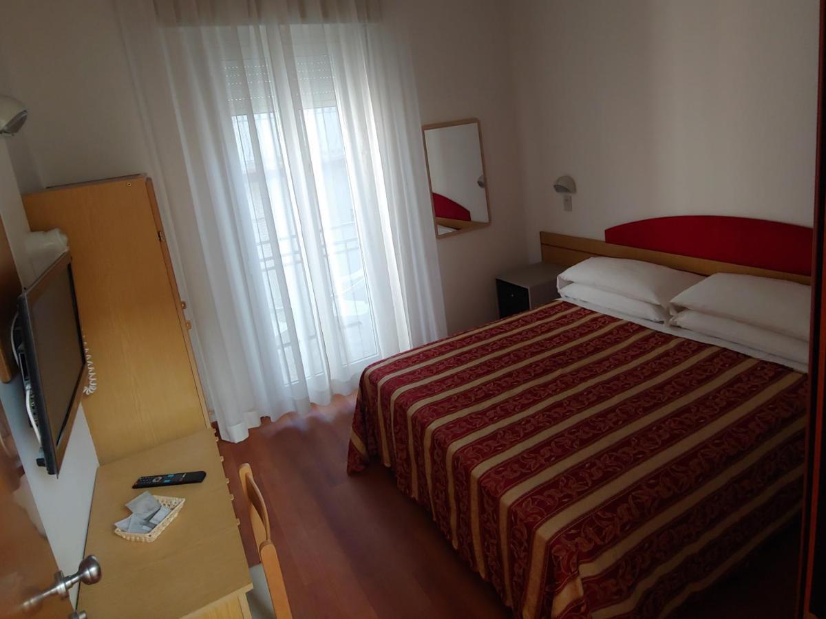 Hotel Angelus Rimini Eksteriør billede