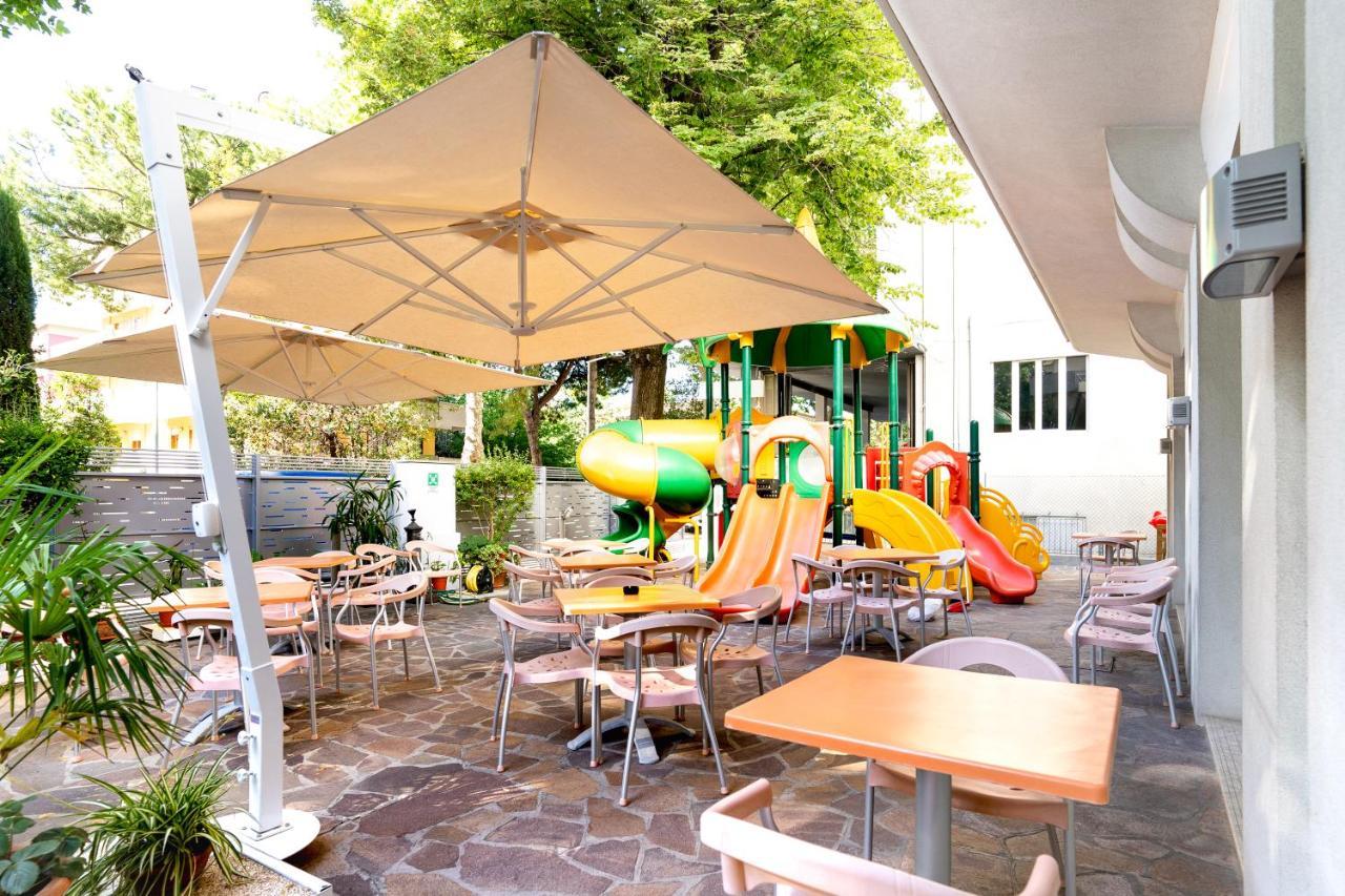 Hotel Angelus Rimini Eksteriør billede