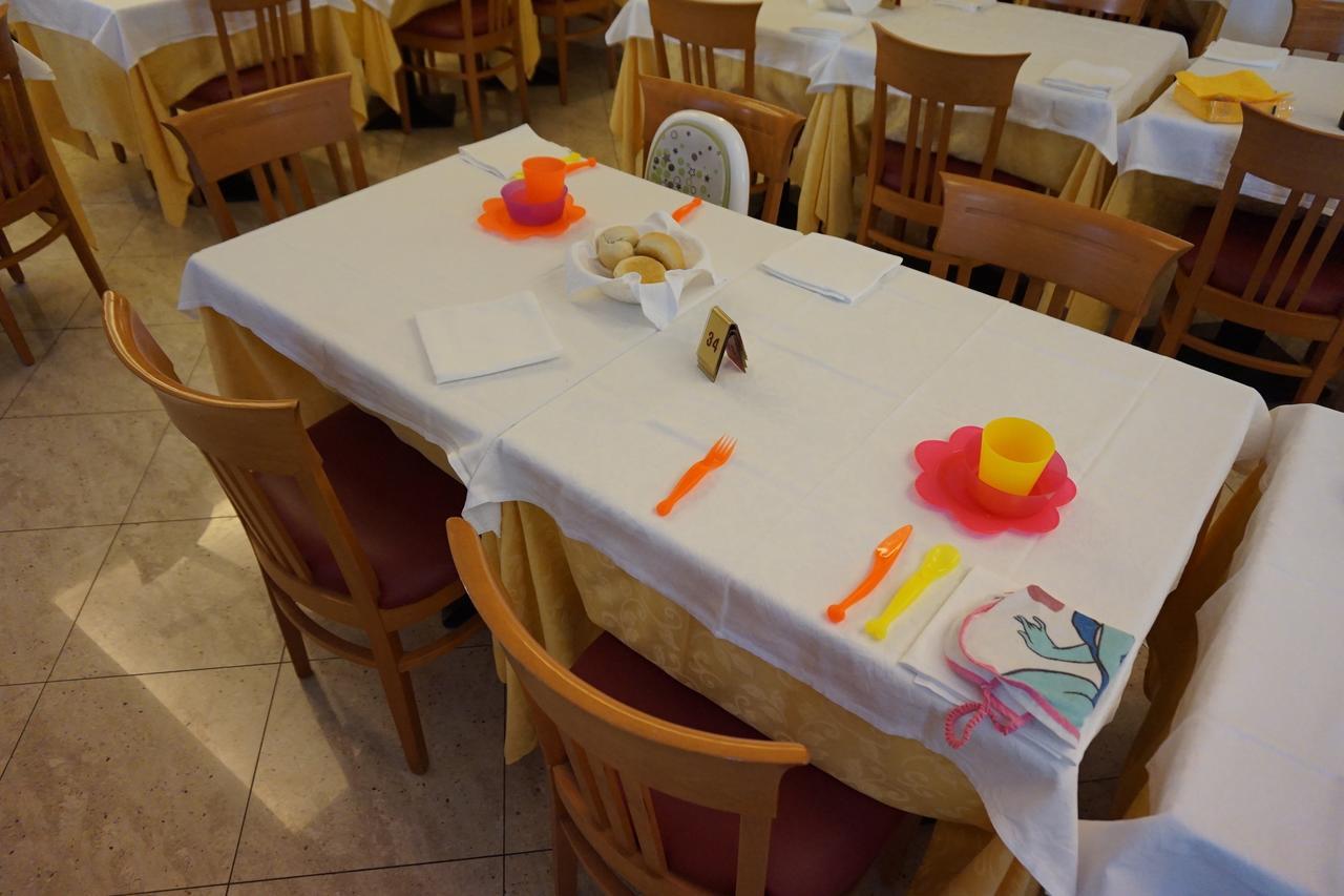 Hotel Angelus Rimini Eksteriør billede