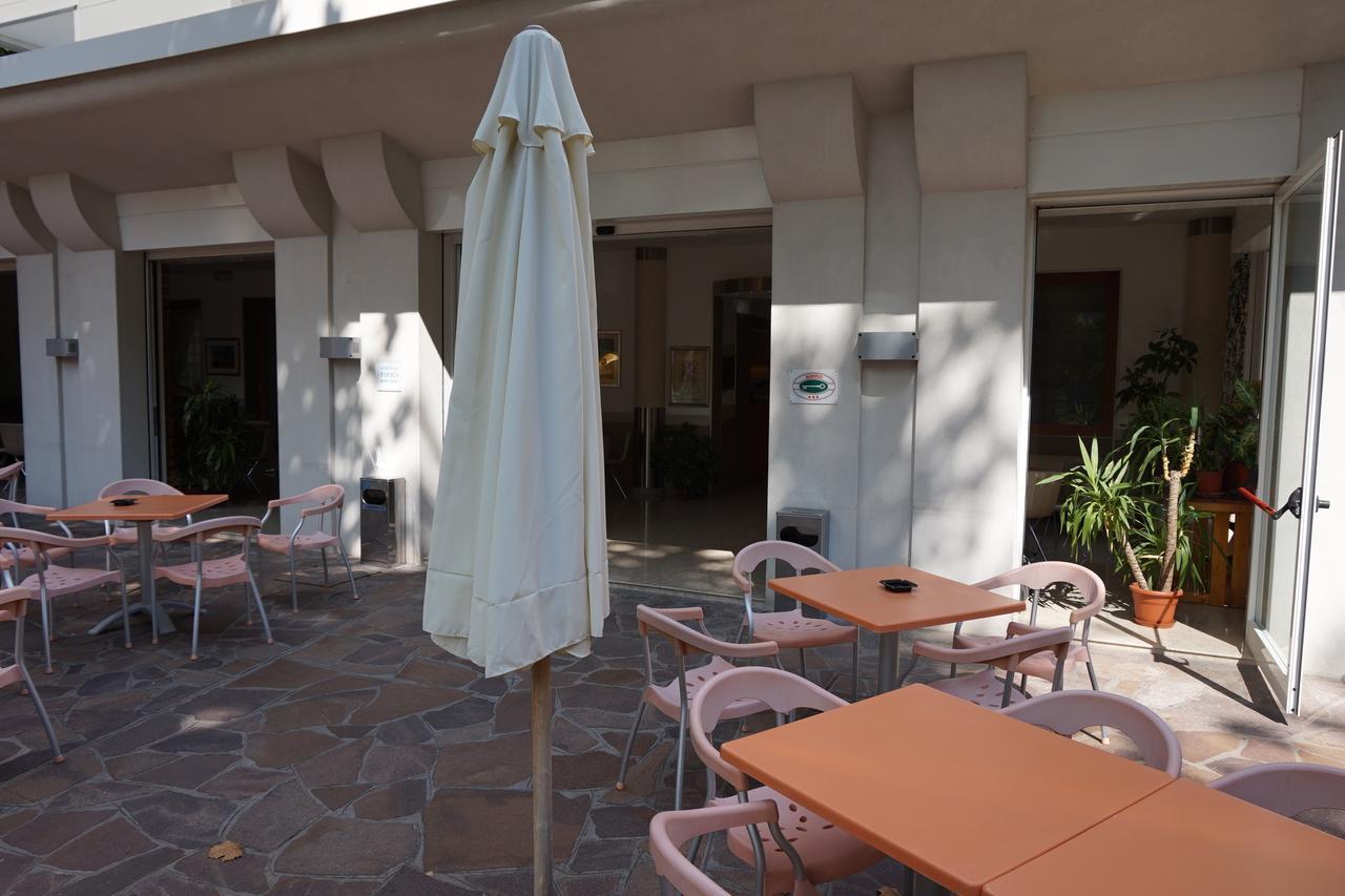 Hotel Angelus Rimini Eksteriør billede