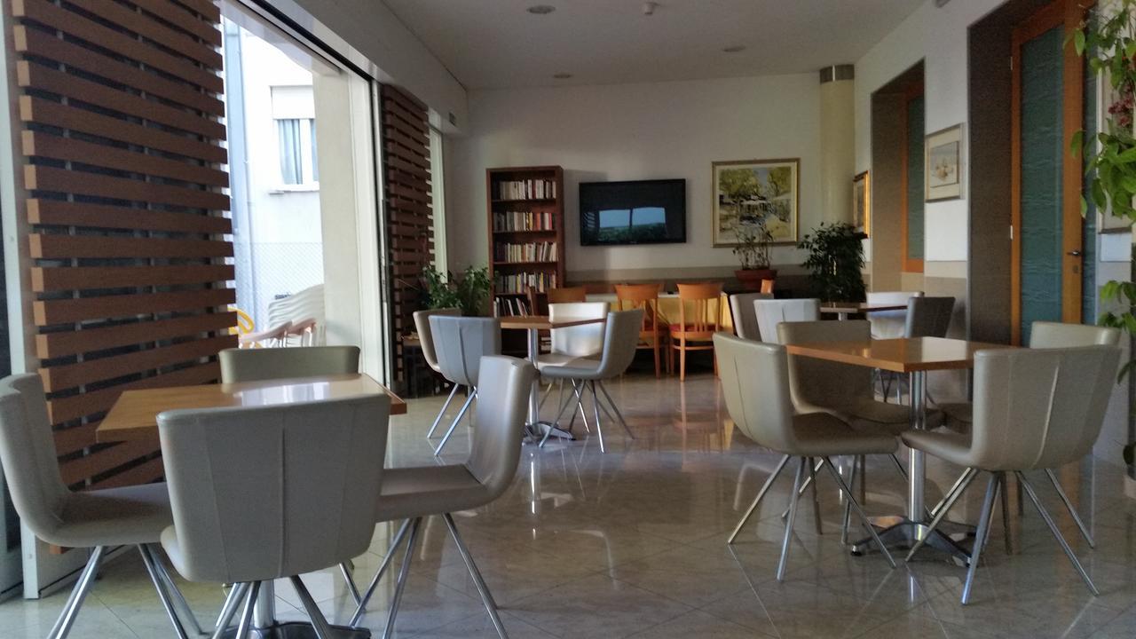 Hotel Angelus Rimini Eksteriør billede